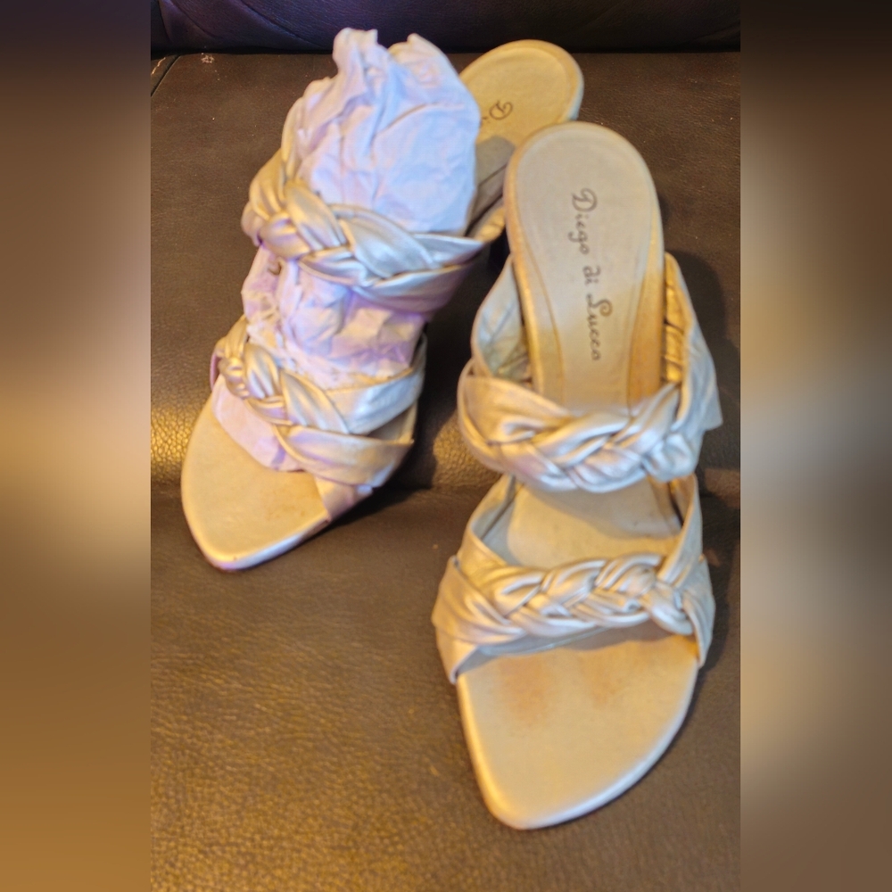 Silver Diego Di Lucca designer heels
